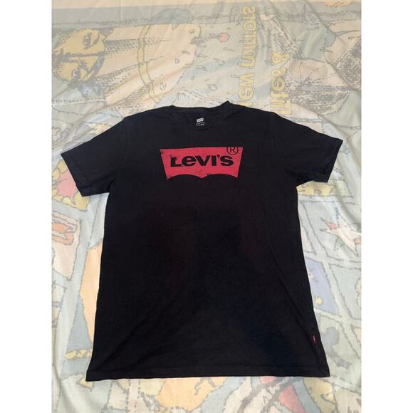 Levi's Classic T-Shirt - Comfortable & Stylish - Picture 1 of 3